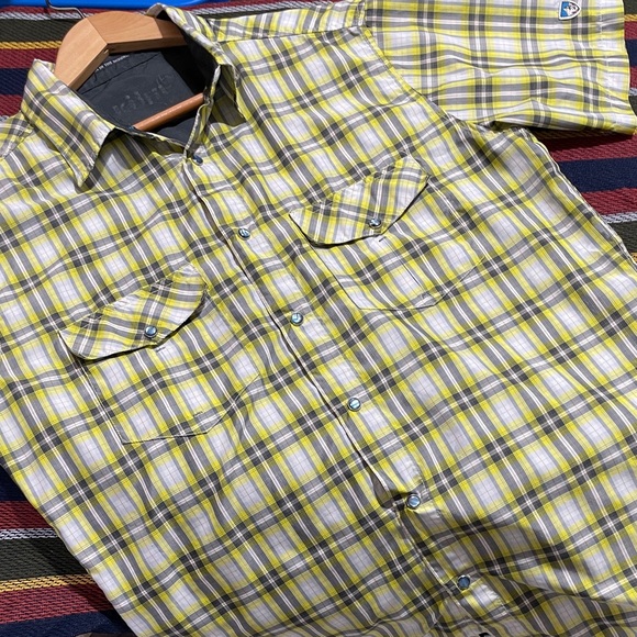 Men’s medium Kuhl shirt. - Picture 2 of 5